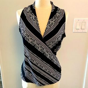 Size 8 White House Black Market Blouse